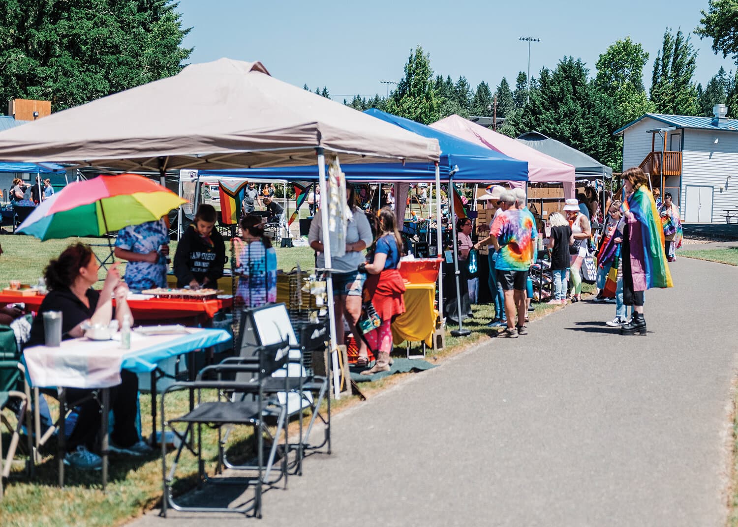 photo of vendors at the Rainbow Walk in La Center, WA